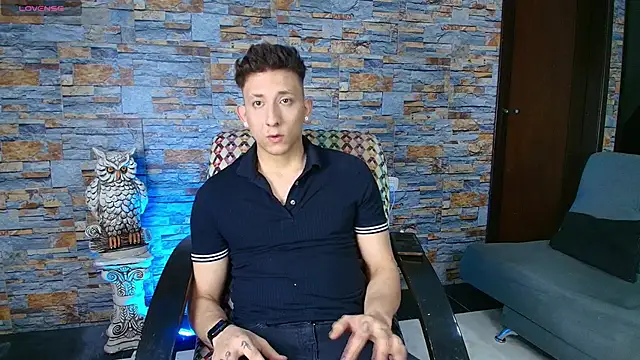 Maykol_Victoriasr live sex cam