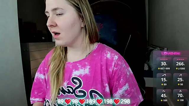 Olivia_Munk's cam snapshot