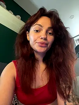 SaraLow's cam snapshot