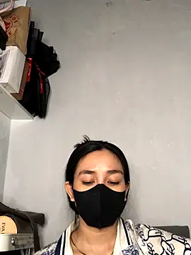 Ngan_Chubby live sex cam