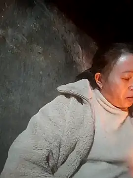 dakota-kis's cam snapshot