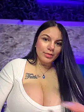 Megaan__More's cam snapshot