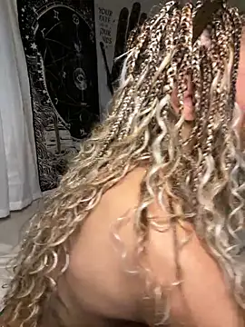 goddesskash's cam snapshot