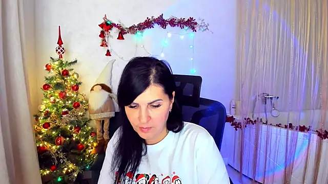 Moon_Veloure1's cam snapshot