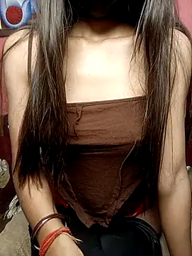 poojaji690's cam snapshot