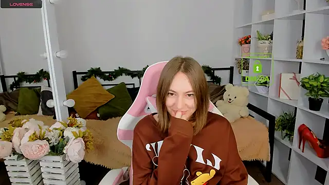 Elma_Lily's cam snapshot