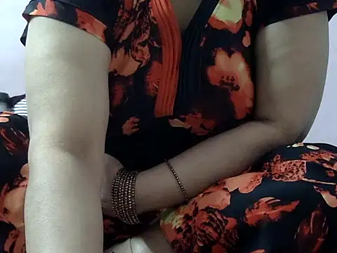 Housewife12's cam snapshot