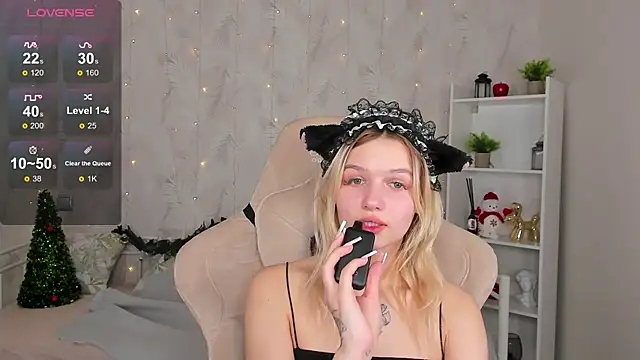 KianaVision's cam snapshot