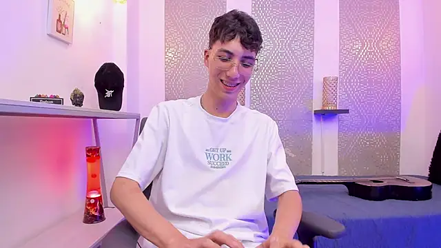 Nikolay_Gregori live sex cam