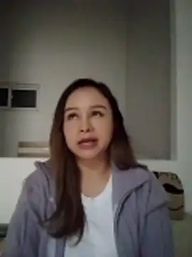 Christine-le1 live sex cam