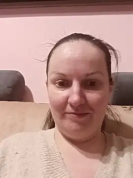 BustyLadyAlma's cam snapshot