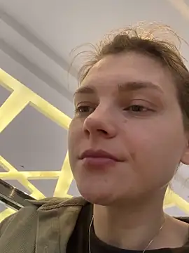 ValenciaShock live sex cam