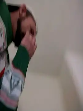 Treemandude's cam snapshot