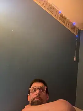 biggdaddyandqueenn live sex cam