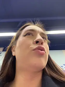 Holly_Play live sex cam