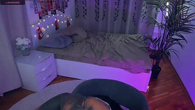 CharimgSabrina live sex cam