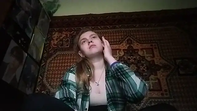 KikiBang's cam snapshot