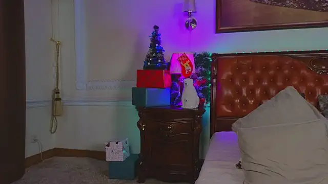 Real_Tini live sex cam