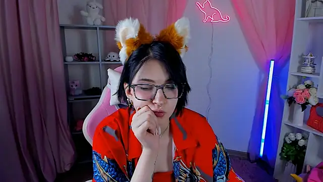 ElenaSomerhalder's cam snapshot