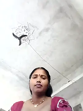 Cm_pooja's cam snapshot