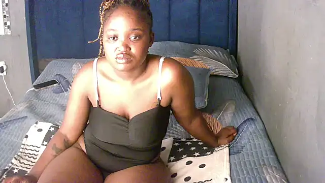 FREAKBARBIE02's cam snapshot