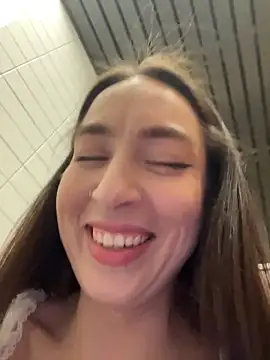 Holly_Play live sex cam