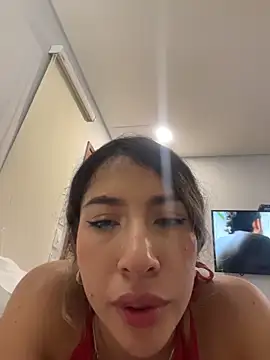 daniela_henao live sex cam