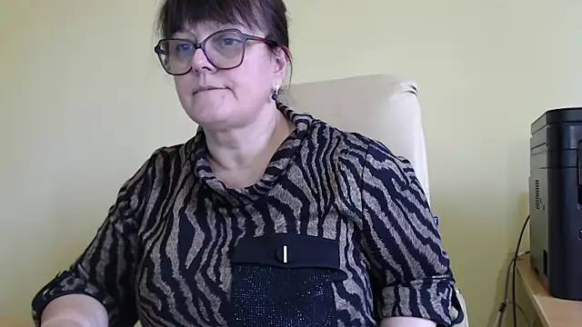 BrandiOhNight's cam snapshot