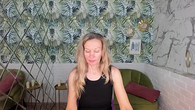 NancyGrace's cam snapshot