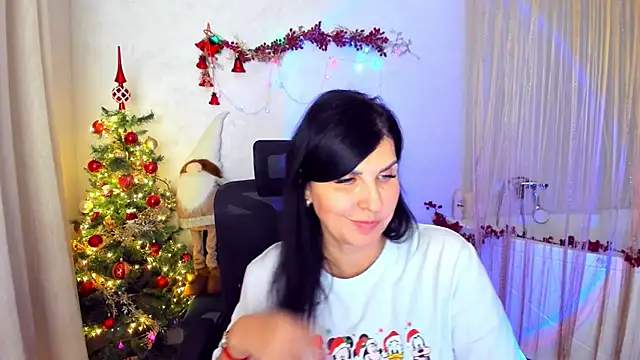 Moon_Veloure1's cam snapshot