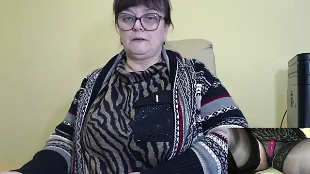 BrandiOhNight's cam snapshot