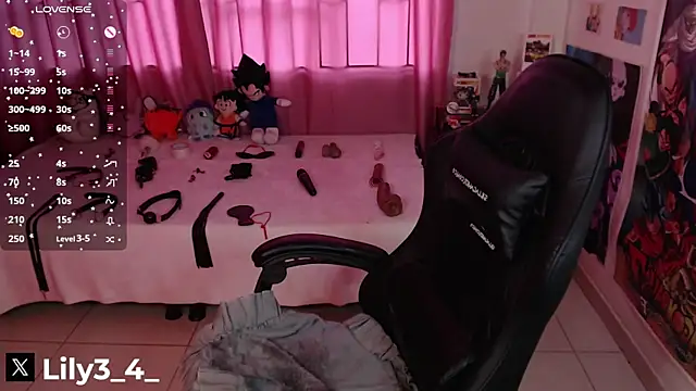 lily3_4's cam snapshot