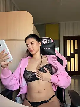 Julietta_a live sex cam