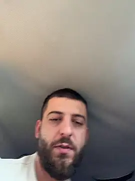 Pablo_Hornyguy95 live sex cam