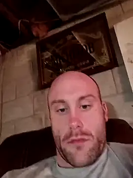 Luv2SuckBWC92 live sex cam