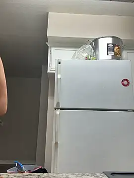 YeahhhitsBreezy live sex cam