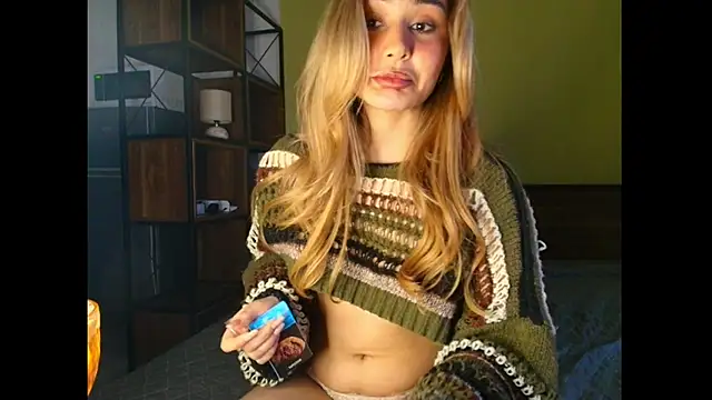 Chloe_Ravens's cam snapshot