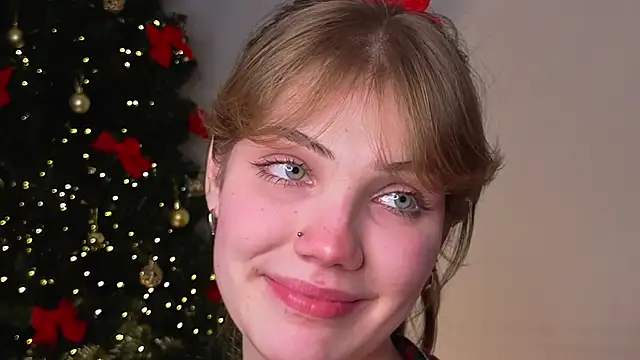 pienaple's cam snapshot