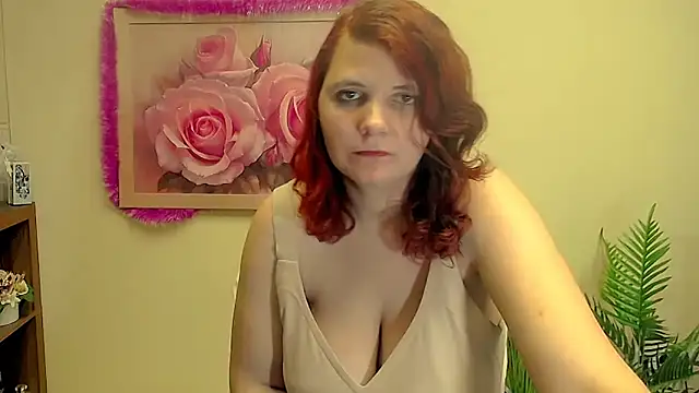 TwoBigSuns's cam snapshot