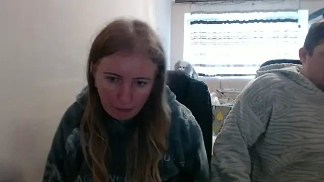 PeterAndJen's cam snapshot