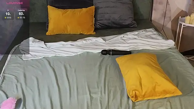 MillaHolt's cam snapshot