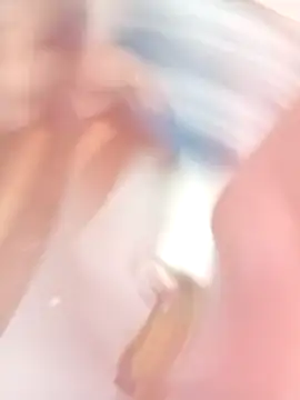 YurCach-Marichka's cam snapshot