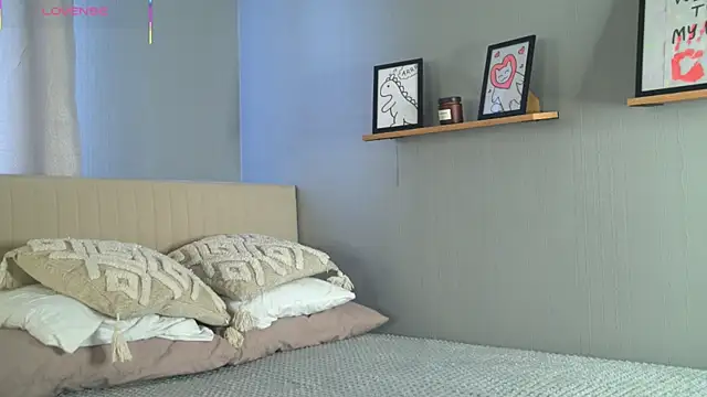 LollaStich's cam snapshot