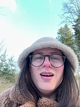 AvaFlowers6's cam snapshot