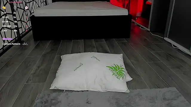 SugarPixiee live sex cam