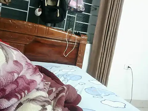 nhi_miranda live sex cam