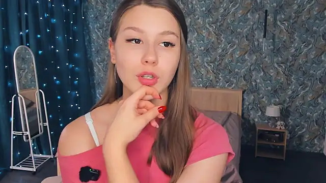 MondoNeko live sex cam