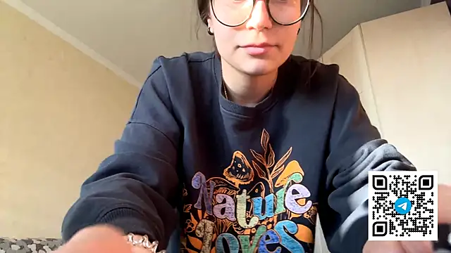 TequilaPariseau's cam snapshot