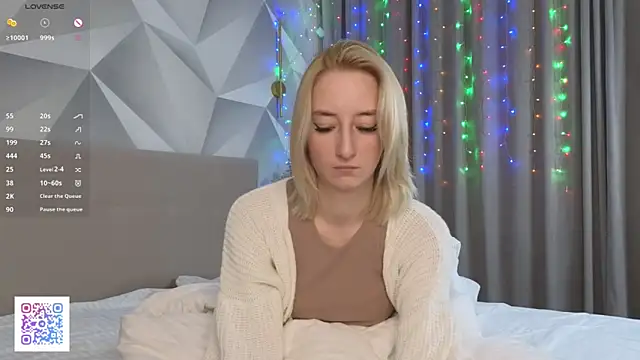 JodeeThu's cam snapshot