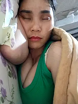 Bear_bear0's cam snapshot